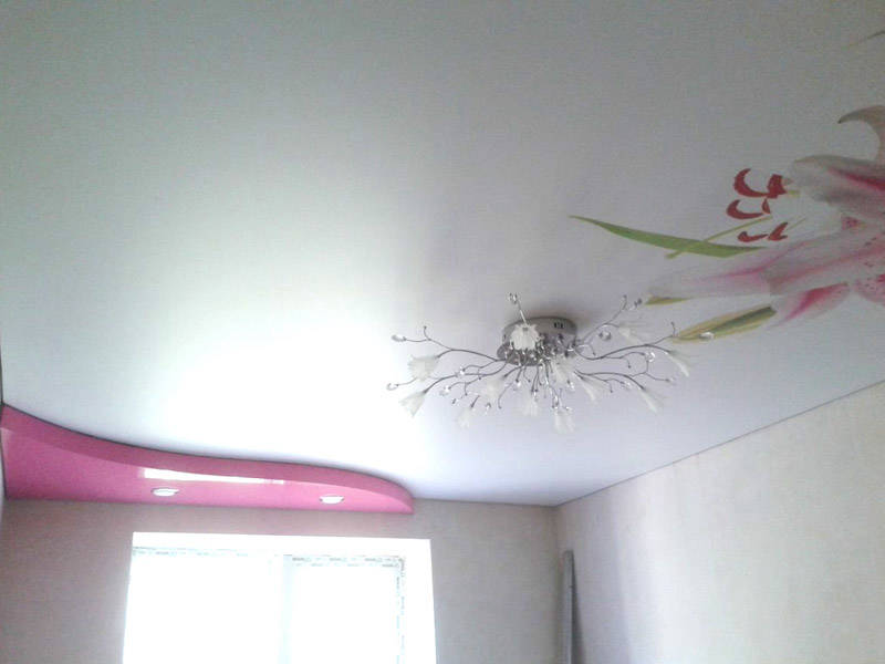 Натяжные потолки tavane.eu